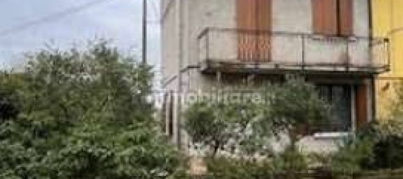 3 bedrooms Apartment in Poggio Rusco, Italy No. 351871 5