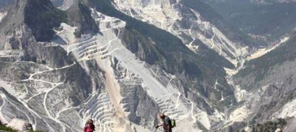 Ático de 5 habitaciónes en Carrara, Italy No. 251087 28