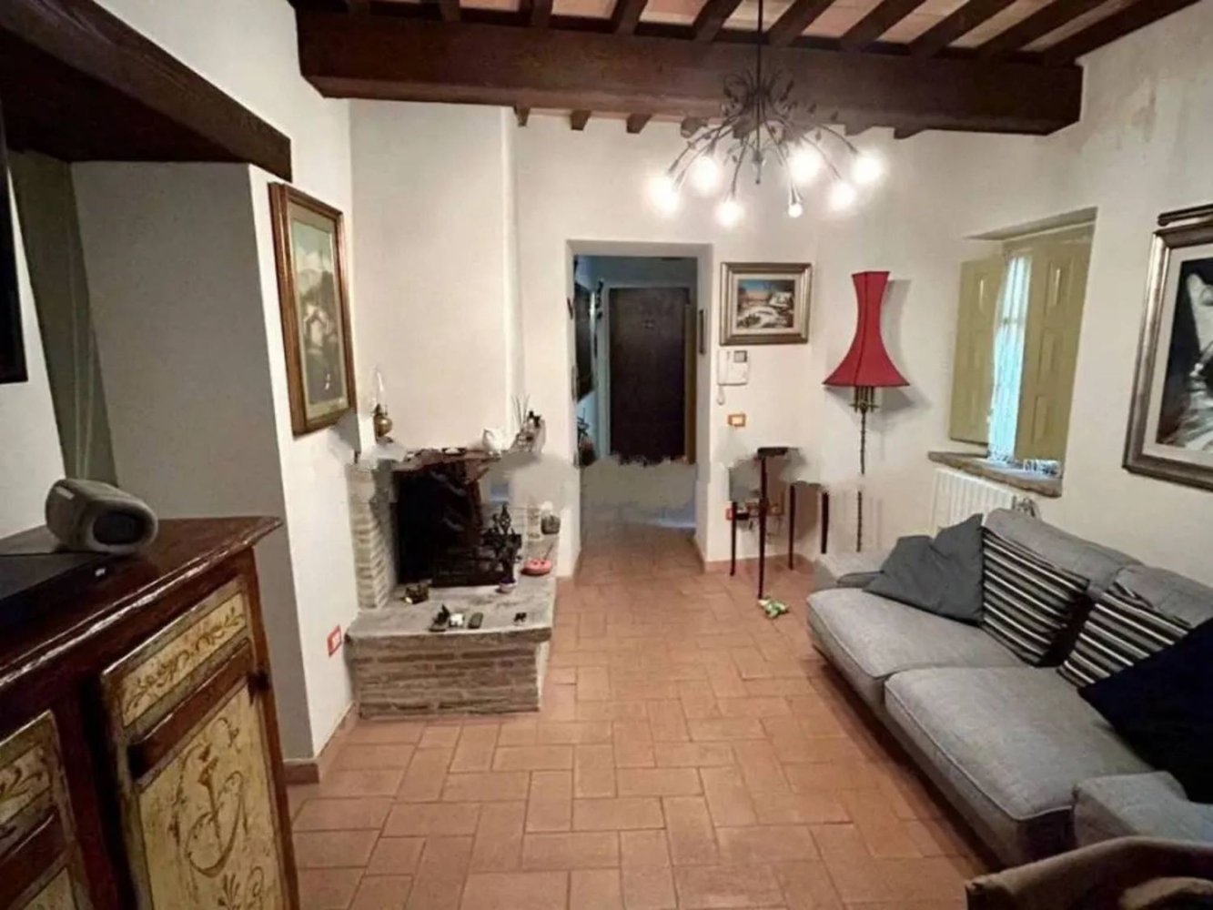 2-salle Appartement à Cagli, Italy No. 157099