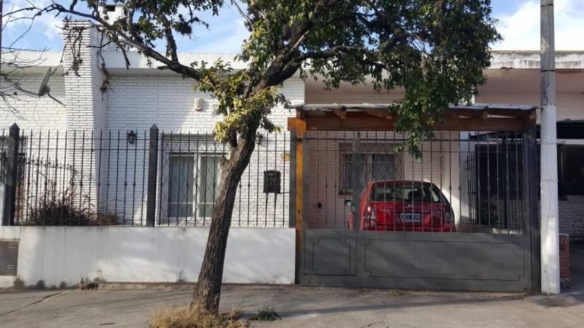 2 bedrooms House in Cordoba, Argentina No. 10525