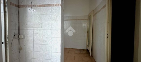 75m² Commercial property in Novi Ligure, Italy No. 106019 8