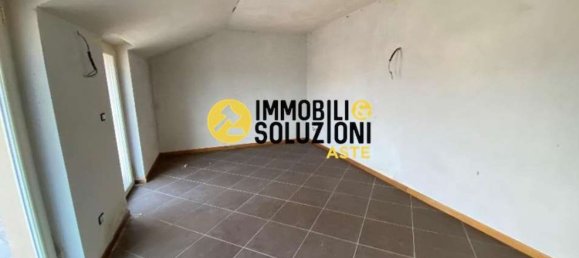 Квартира с 3 комнатами в Аббиатеграссо, Италия № 2537 20