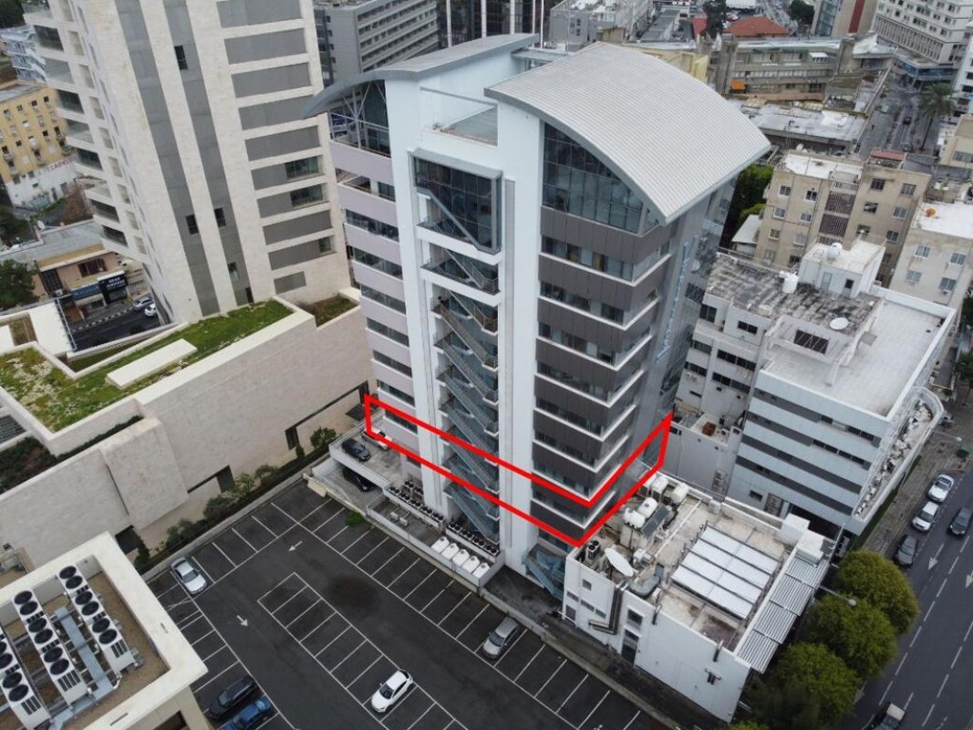 Коммерческая недвижимость 224м² в Никосия, Кипр № 24523