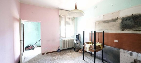 2 Schlafzimmer Villa in Sovico, Italy, Nr. 296808 11