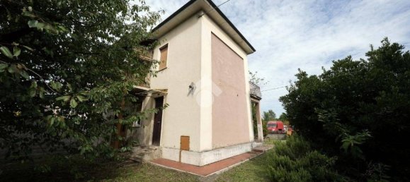 2 Schlafzimmer Villa in Sovico, Italy, Nr. 296808 7