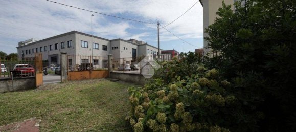 2 Schlafzimmer Villa in Sovico, Italy, Nr. 296808 8