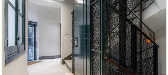 3 bedrooms Apartment in Madrid, Spain No. 77733 33