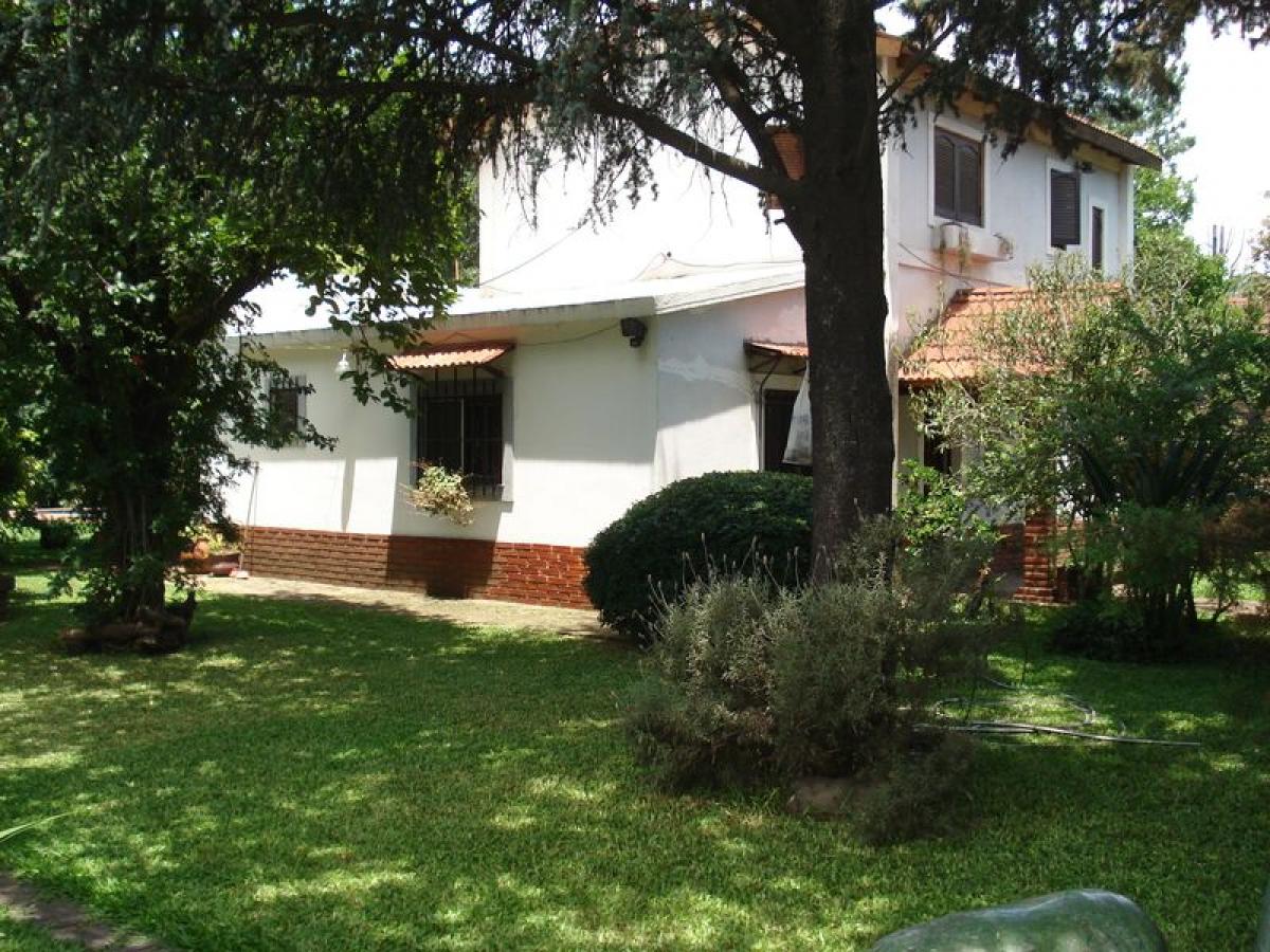 2 bedrooms House in Moreno, Argentina No. 59366