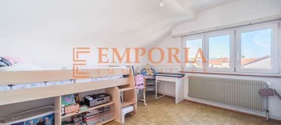 Casa de 3 dormitorios en Illzach, France No. 94631 8