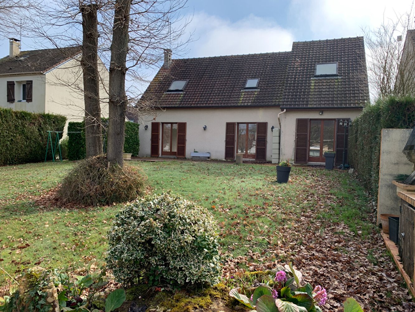 6 rooms House in Dammarie-les-Lys, France No. 364073