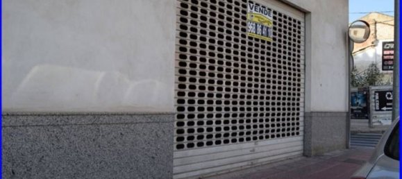 Коммерческая недвижимость 465м² в Сантомера, Испания № 31974 3