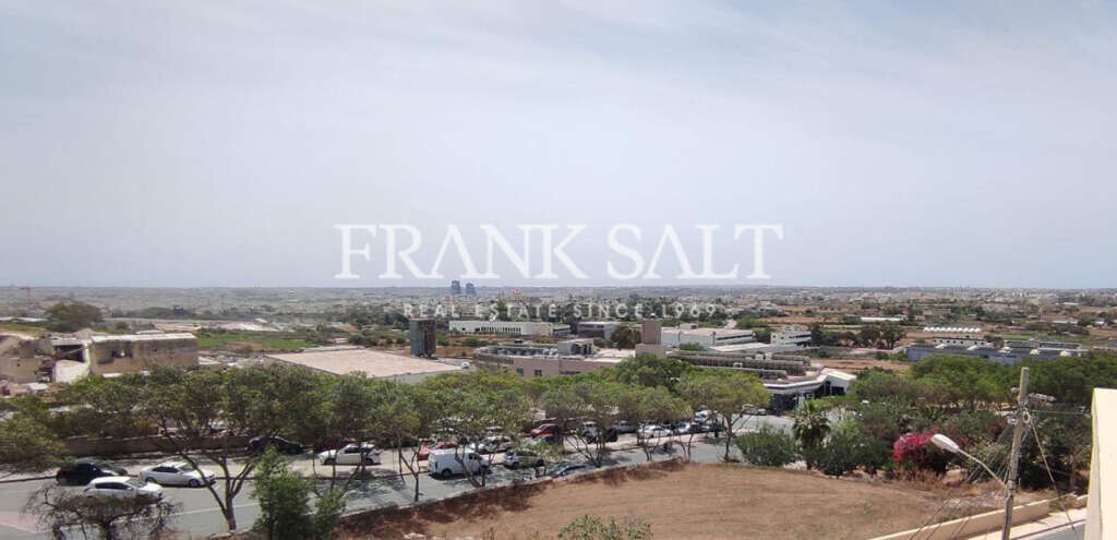 Casa de 3 dormitorios en Naxxar, Malta No. 7552