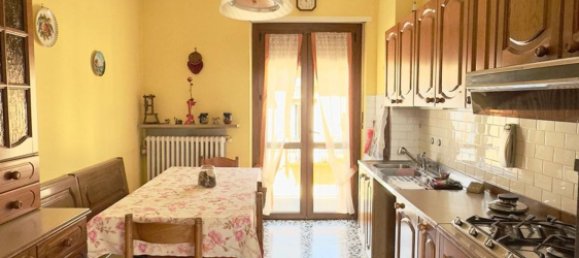 5 chambres Maison à Vigliano Biellese, Italy No. 328509 8