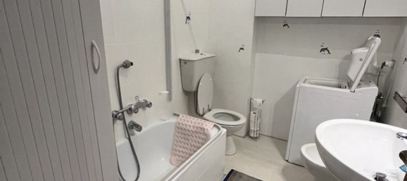 3 rooms Apartment in Viareggio, Italy No. 258691 14