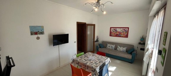 3 rooms Apartment in Viareggio, Italy No. 258691 5