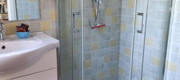 Дом с 7 комнатами в Аулла, Италия № 87099 11