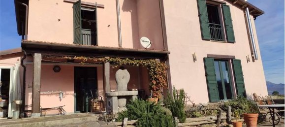 Дом с 7 комнатами в Аулла, Италия № 87099 18