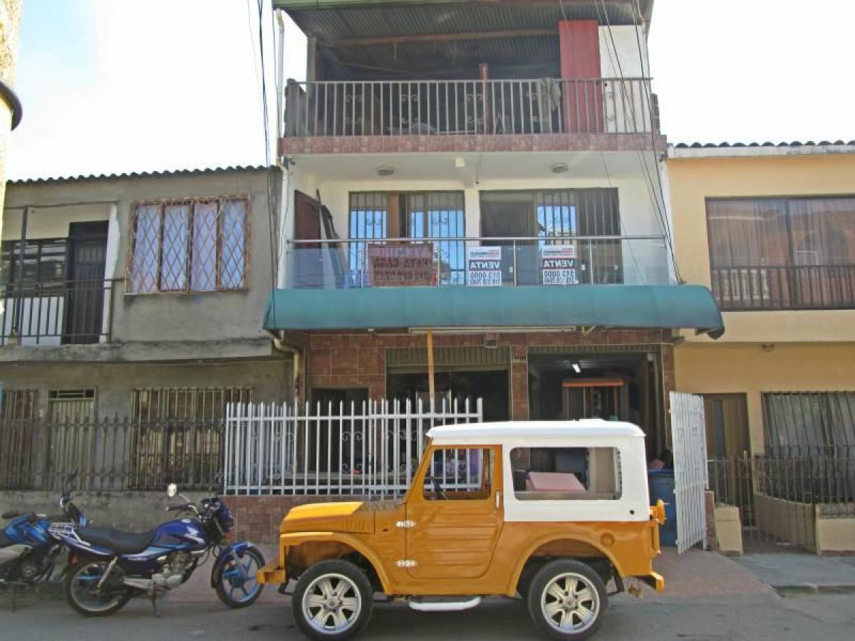 6 bedrooms House in Valle del Cauca, Colombia No. 5296
