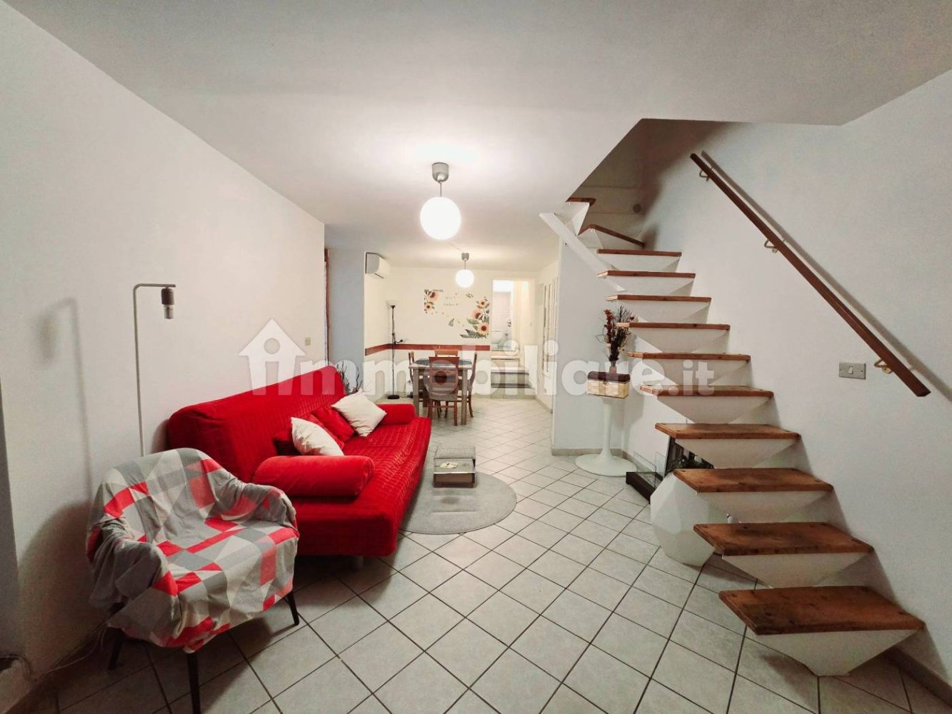 Apartamento T2 em Naples, Italy N.º 102661