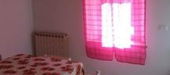 Земельный участок 140м² в Урбино, Италия № 251500 4