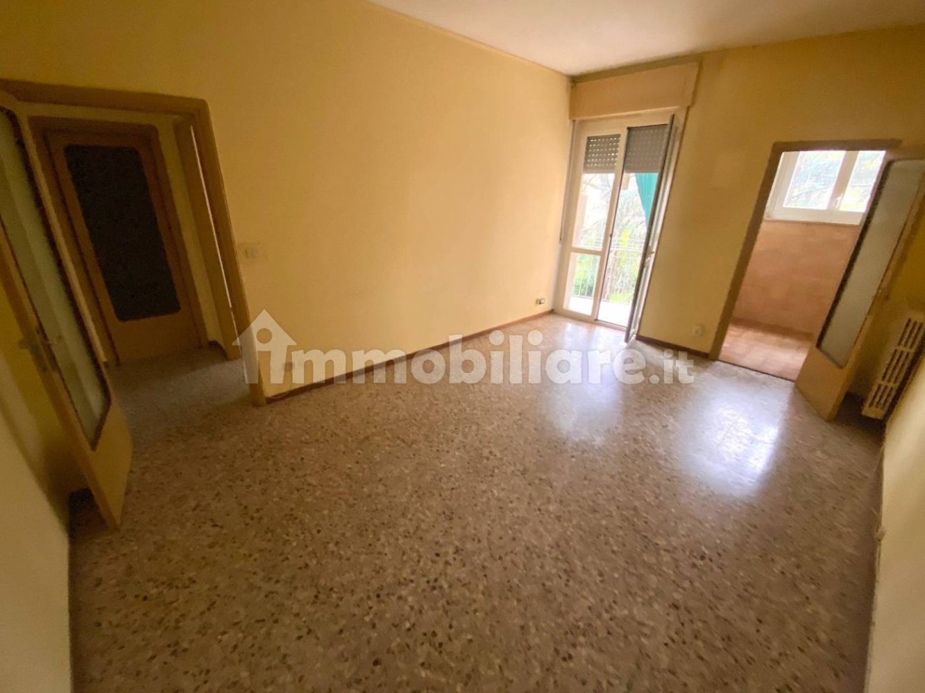 2 bedrooms Apartment in Vercelli, Italy No. 333387