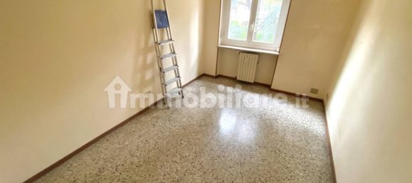 2 bedrooms Apartment in Vercelli, Italy No. 333387 4