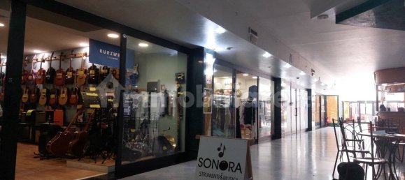 1-Zimmer Gewerbliche Immobilie in Latina, Italy, Nr. 108429 8