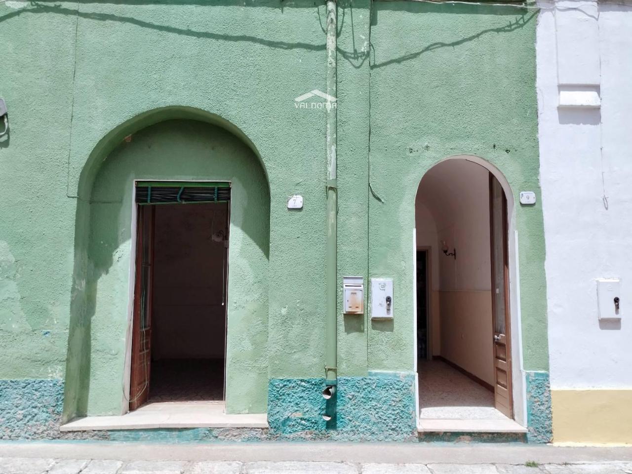 5-salle Maison à Guagnano, Italy No. 23349