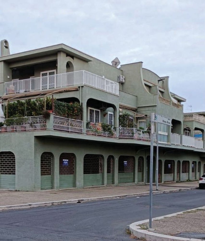 44m² Commercial property in Cerveteri, Italy No. 119041