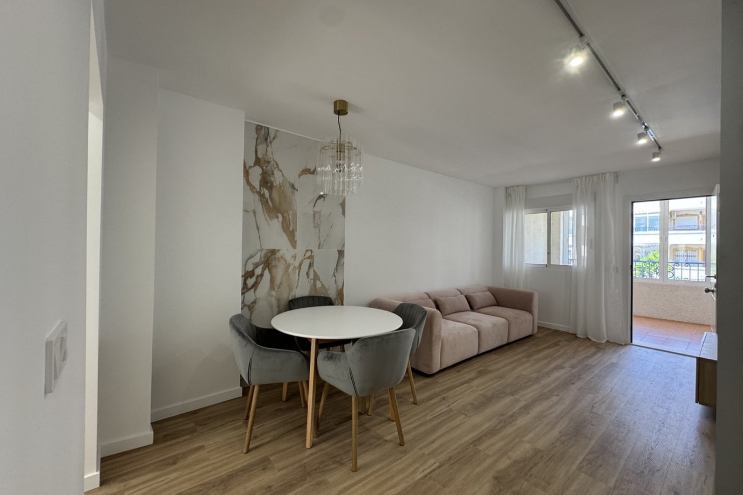 2 bedrooms Apartment in Torrevieja, Spain No. 143609