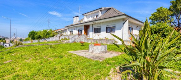 4 bedrooms House in Maia, Portugal No. 184195 11