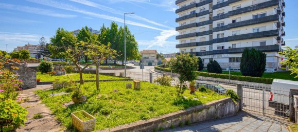4 bedrooms House in Maia, Portugal No. 184195 12