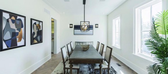 6 bedrooms House in Oakville, Canada No. 650 11