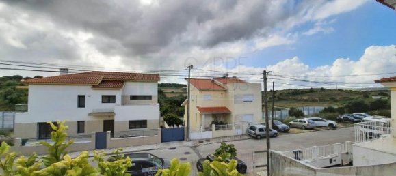  Land in Loures, Portugal No. 88396 5