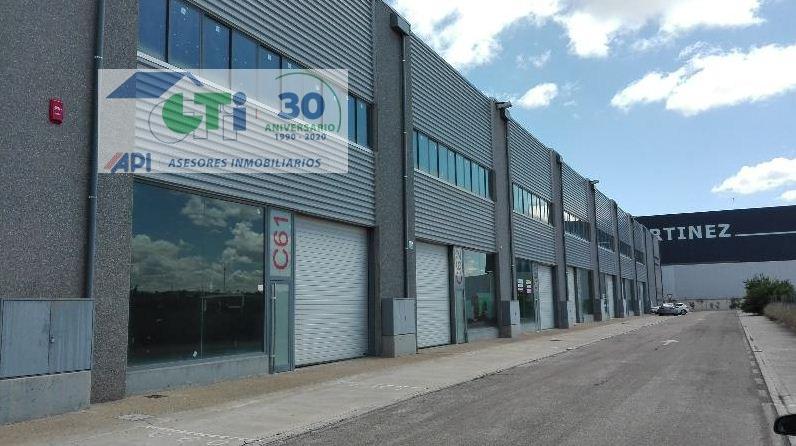 491m² Warehouse in Zaragoza, Spain No. 73355