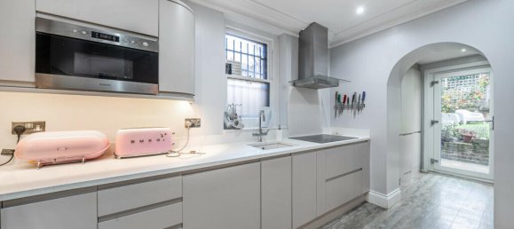 4 bedrooms House in Kentish Town, United Kingdom No. 11129 13