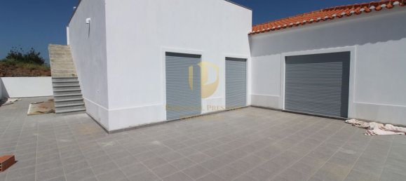 3 bedrooms Villa in Loule, Portugal No. 112380 4