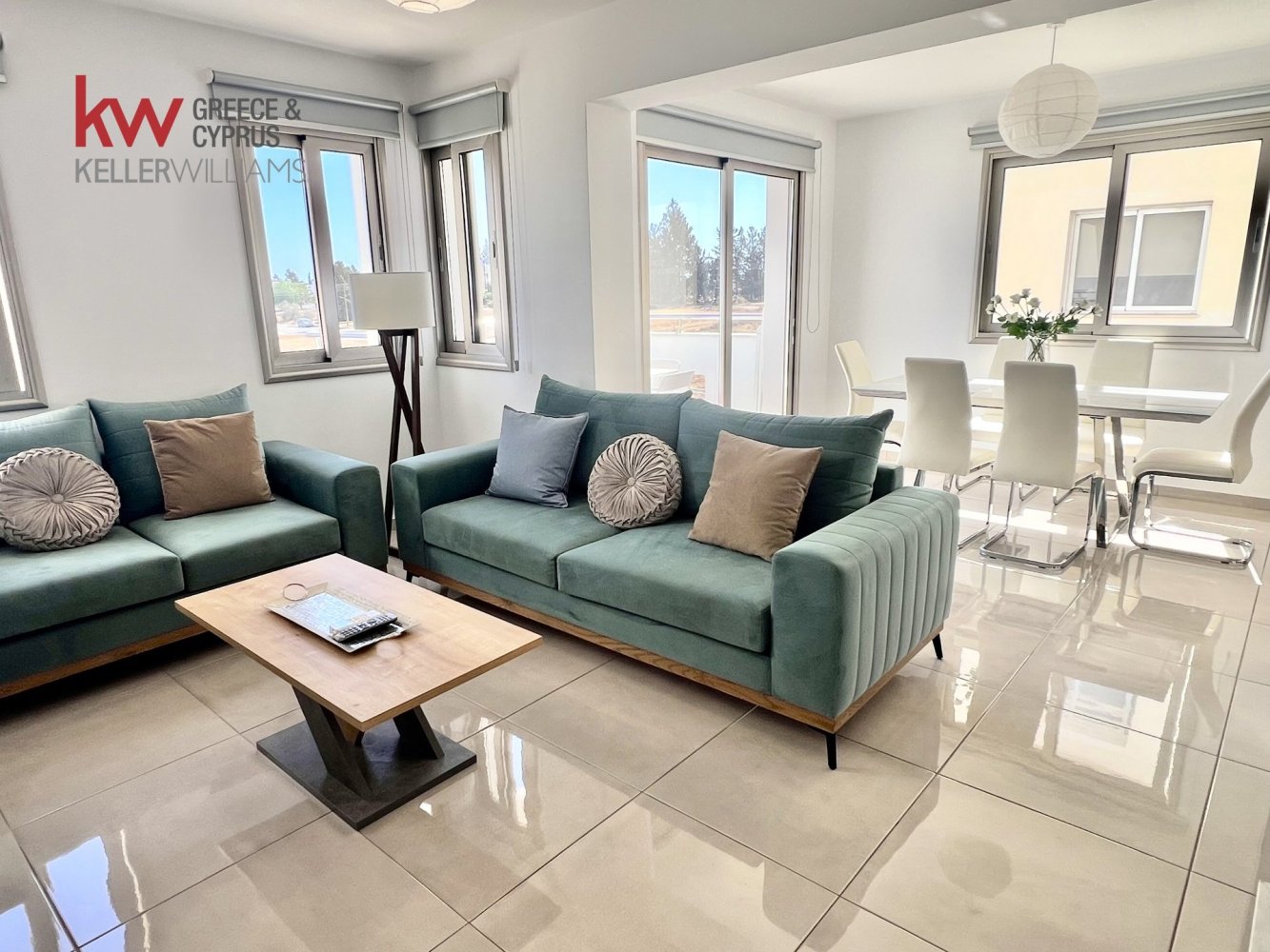 Дуплекс с 2 спальнями в Менеу, Кипр № 26494