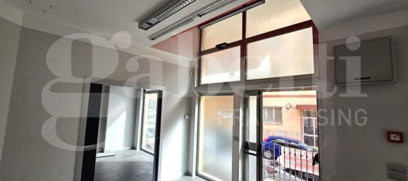 Офис 151м² в Изерния, Италия № 279574 42