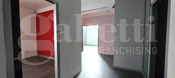 Офис 151м² в Изерния, Италия № 279574 40