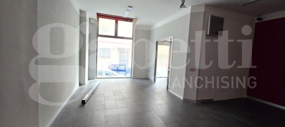 Офис 151м² в Изерния, Италия № 279574 21