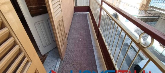 Дом с 3 спальнями в Бельмонте Медзаньо, Италия № 150170 13