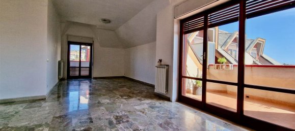 Квартира с 6 комнатами в Треместьери Этнео, Италия № 290440 5