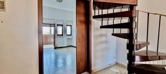 Квартира с 6 комнатами в Треместьери Этнео, Италия № 290440 8