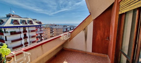 Квартира с 6 комнатами в Треместьери Этнео, Италия № 290440 22