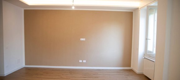 Apartamento T3 em Casale Monferrato, Italy N.º 345831 3