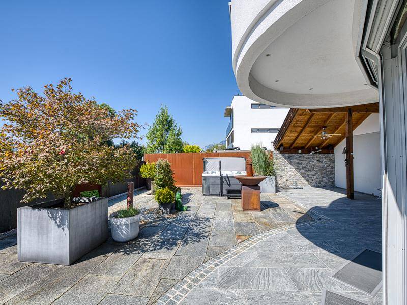 Casa de 4 dormitorios en Aldrans, Austria No. 237625