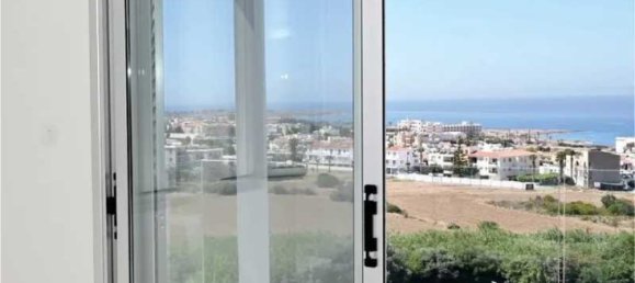 3 bedrooms House in Chloraka, Cyprus No. 15815 5