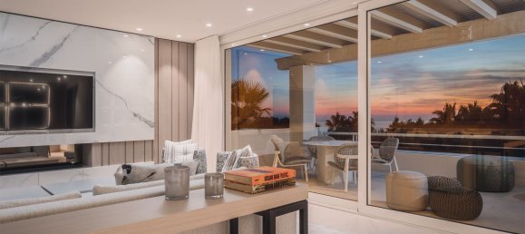 3 bedrooms Penthouse in Marbella Golden Mile, Spain No. 2918 5