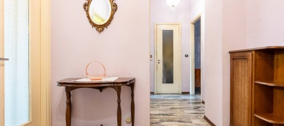 4 bedrooms Apartment in Turin, Italy No. 99939 8